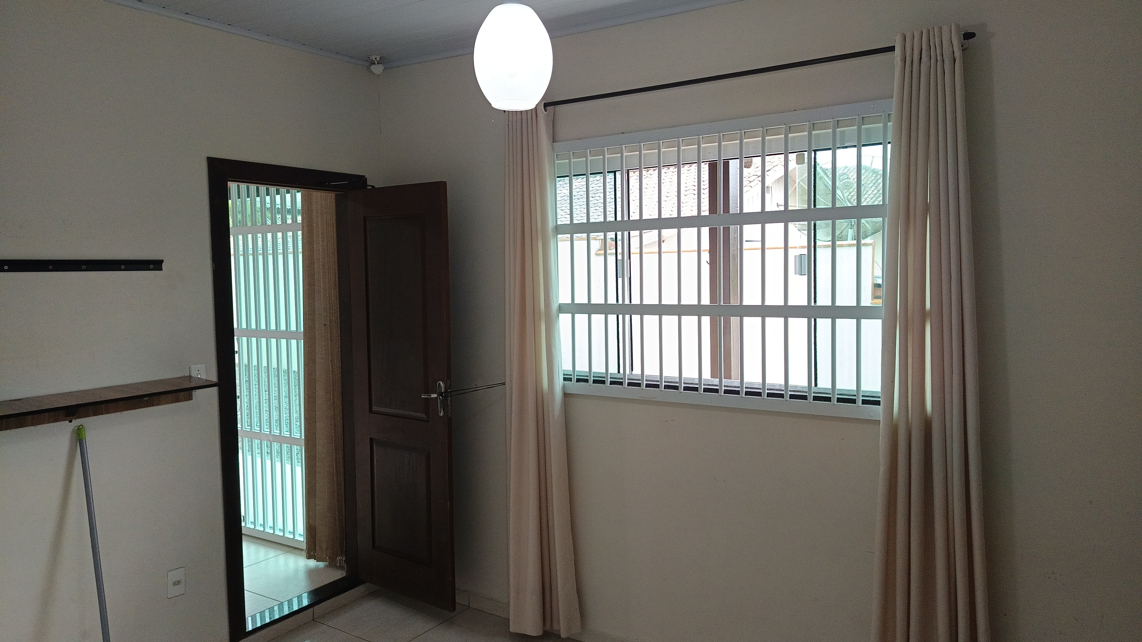 Imagem Casa com 2 Quartos à Venda, 120 m²em Centro - Penha Imagem Casa com 2 Quartos à Venda, 120 m²em Centro - Penha