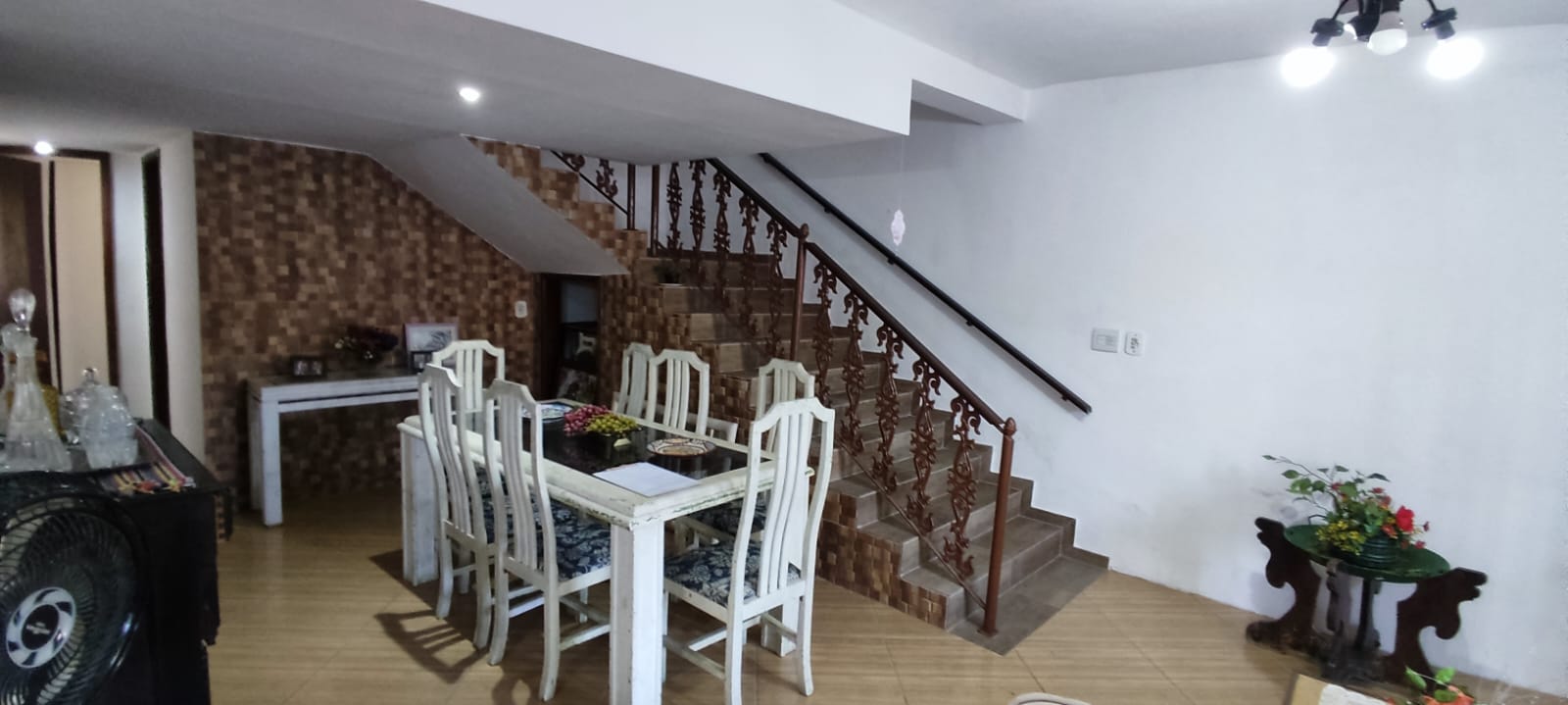 Imagem Casa com 3 Quartos à Venda, 330 m²em Itaipu - Niterói