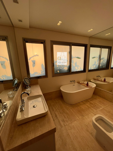 Imagem Casa de Condomínio com 4 Quartos à Venda, 575 m²em Centro Comercial Jubran - Barueri Imagem Casa de Condomínio com 4 Quartos à Venda, 575 m²em Centro Comercial Jubran - Barueri