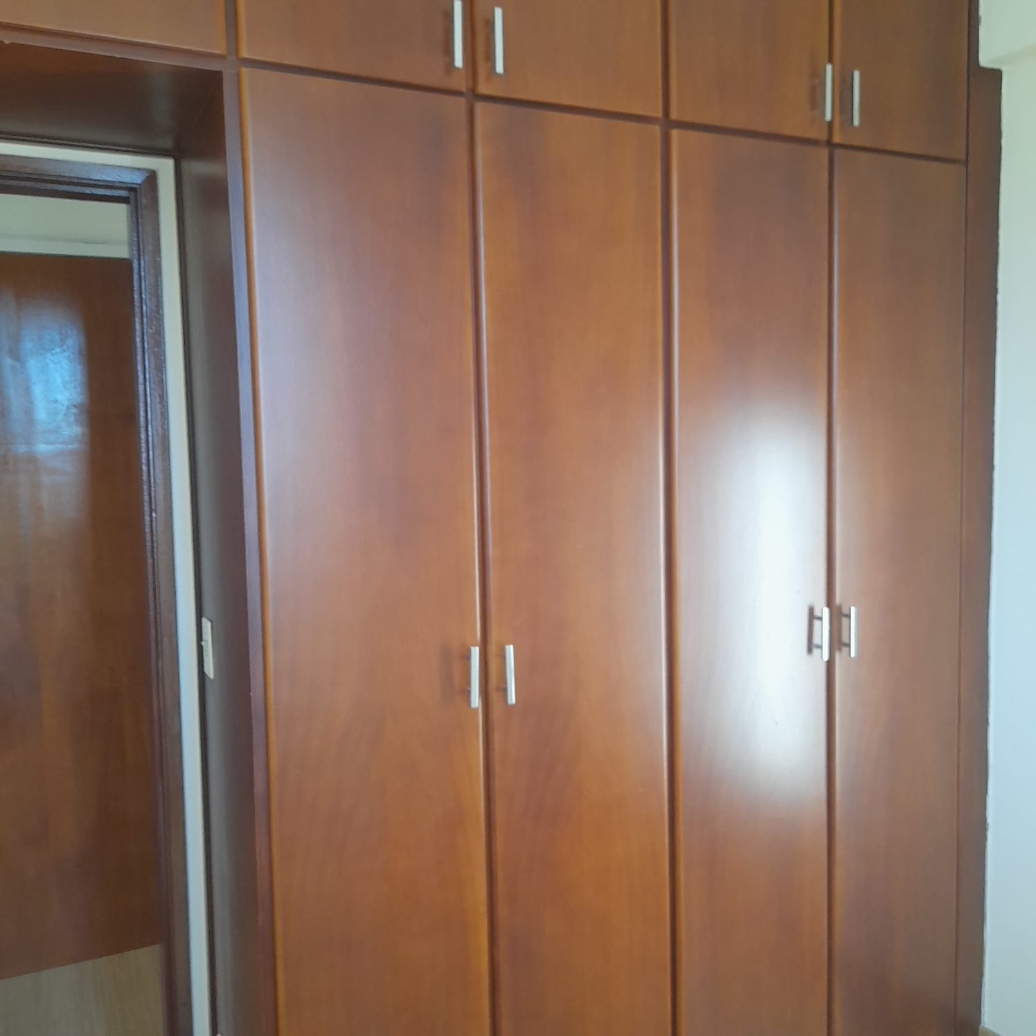 Imagem Apartamento com 3 Quartos à Venda, 70 m²em Cláudia - Londrina