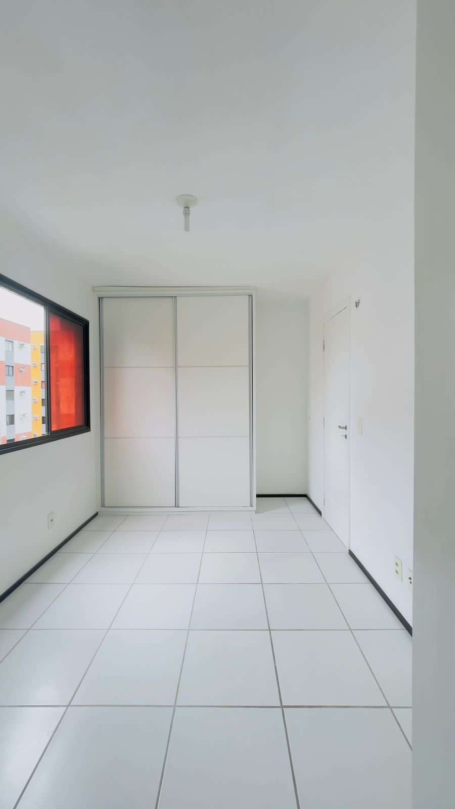Imagem Apartamento com 2 Quartos à Venda, 61 m²em Calhau - São Luís