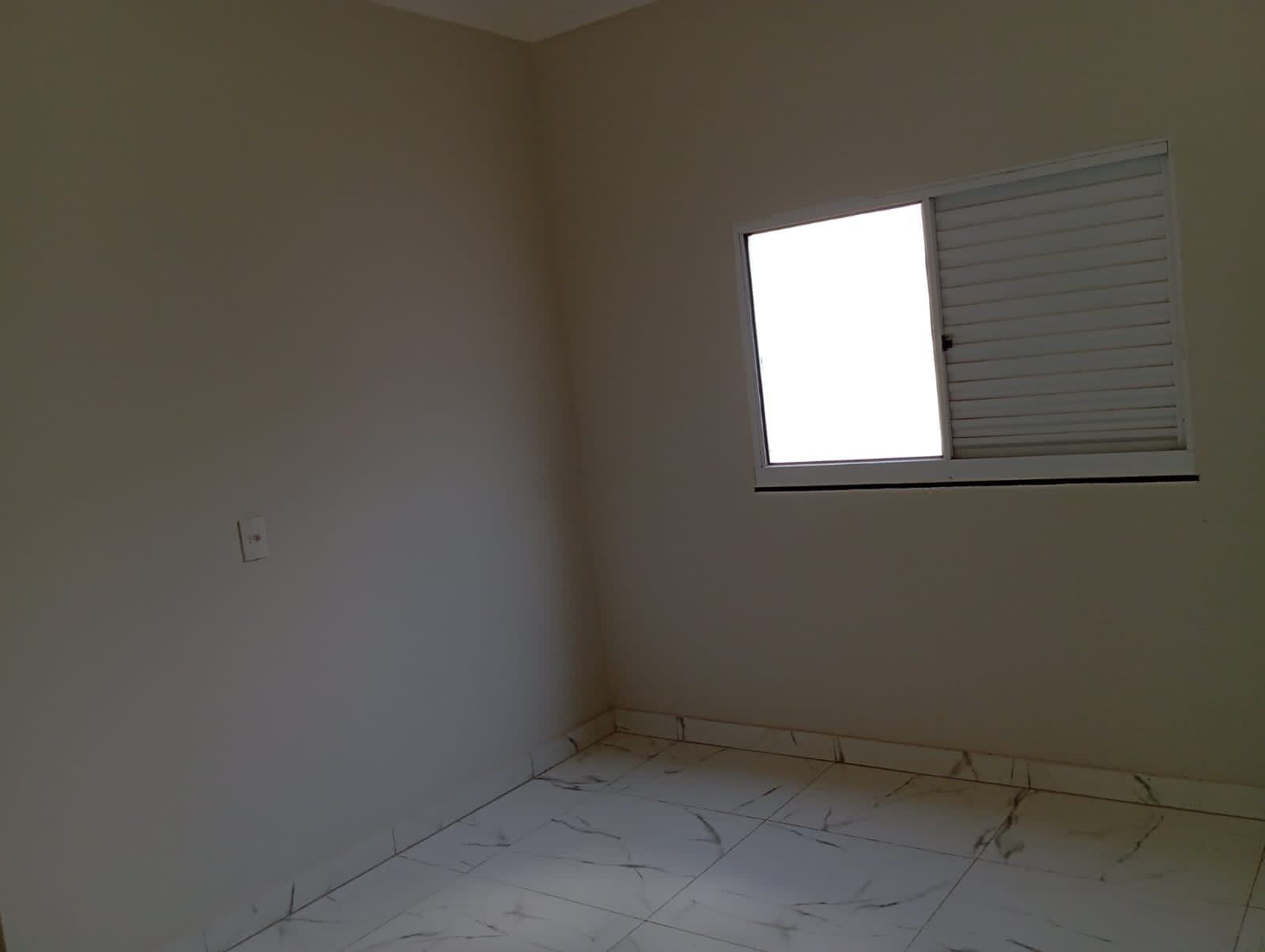 Imagem Casa com 2 Quartos à Venda, 65 m²em São Jorge - Uberlândia