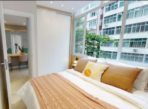 Imagem Apartamento com 2 Quartos à Venda, 52 m² em Copacabana - Rio de Janeiro
