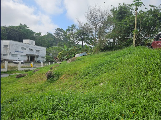 Imagem Terreno à Venda, 420 m² em Nações - Balneário Camboriú Imagem Terreno à Venda, 420 m² em Nações - Balneário Camboriú