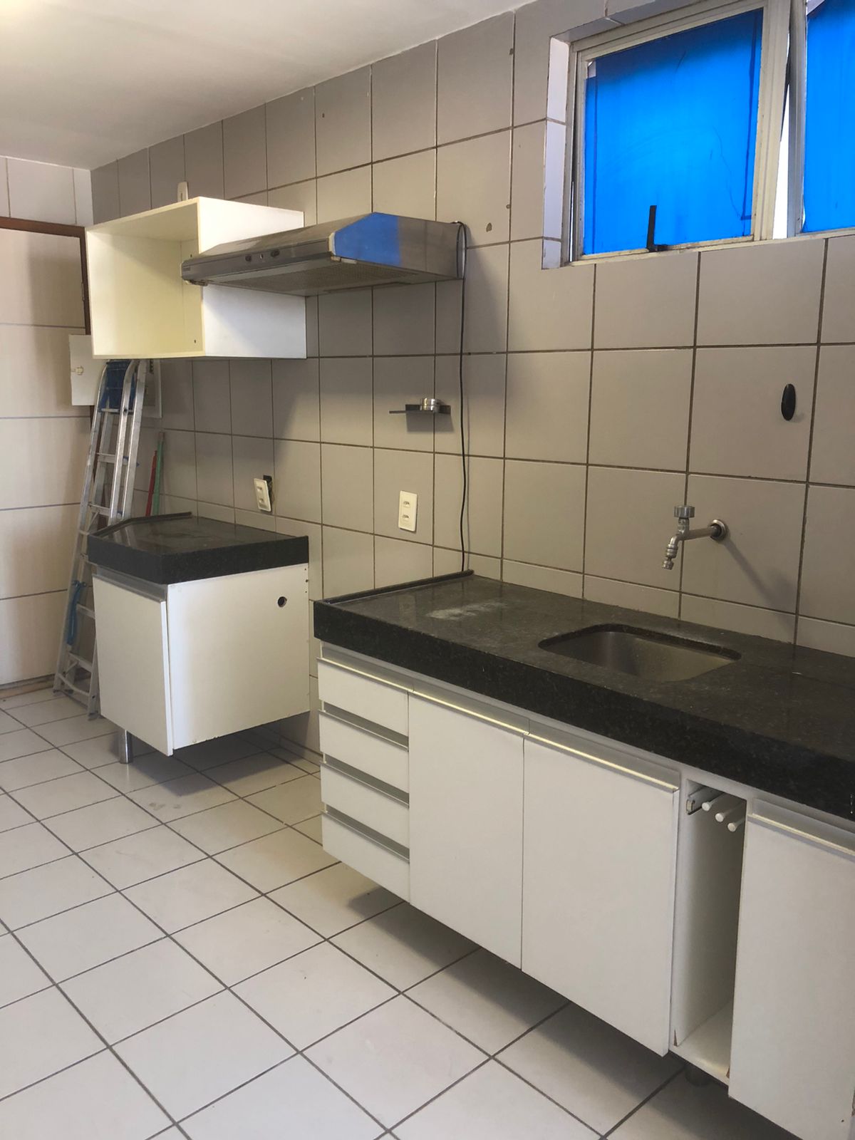 Imagem Apartamento com 3 Quartos para Alugar, 128 m²em Noivos - Teresina Imagem Apartamento com 3 Quartos para Alugar, 128 m²em Noivos - Teresina