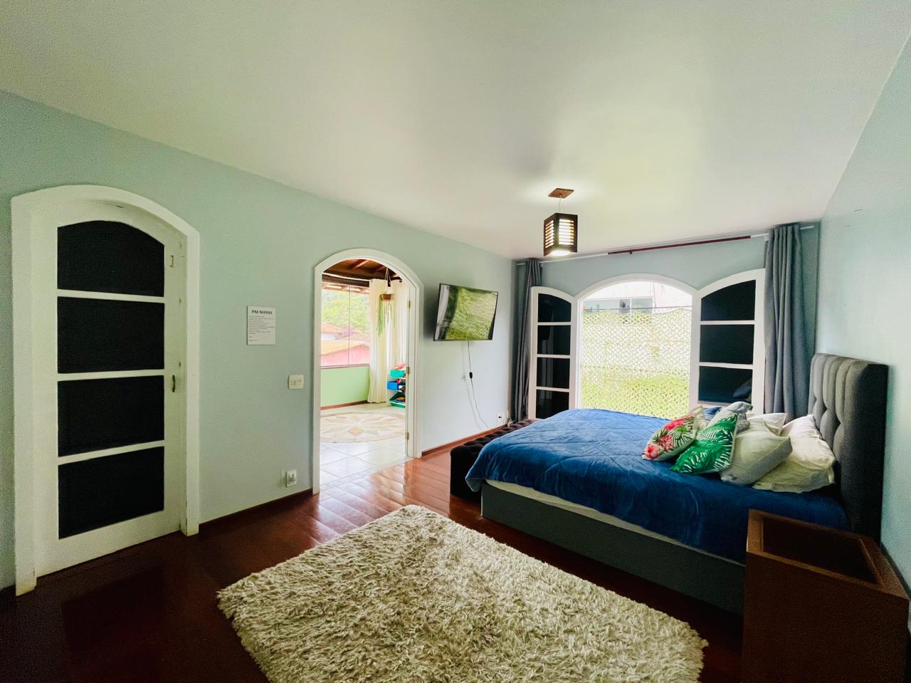 Imagem Casa com 6 Quartos à Venda, 262 m²em Albuquerque - Teresópolis Imagem Casa com 6 Quartos à Venda, 262 m²em Albuquerque - Teresópolis