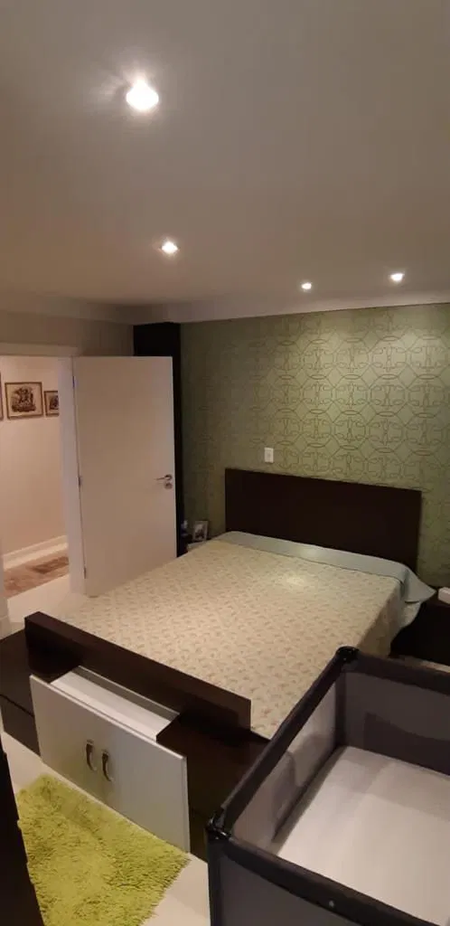 Imagem Apartamento com 4 Quartos à Venda, 287 m²em Centro - Guarapuava