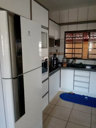 Imagem Casa com 3 Quartos à Venda, 170 m² em Setor Faiçalville - Goiânia Imagem Casa com 3 Quartos à Venda, 170 m² em Setor Faiçalville - Goiânia