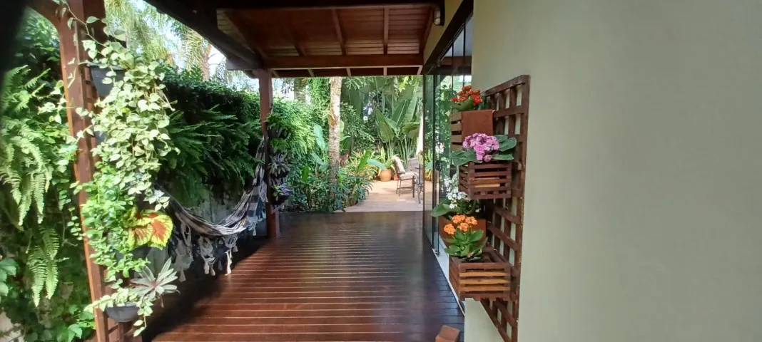 Imagem Casa com 3 Quartos à Venda, 263 m² em Jurerê Internacional - Florianópolis