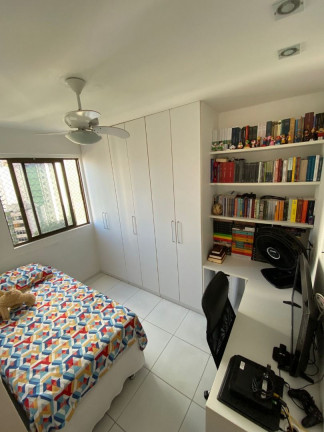 Imagem Apartamento com 3 Quartos à Venda, 80 m² em Casa Amarela - Recife