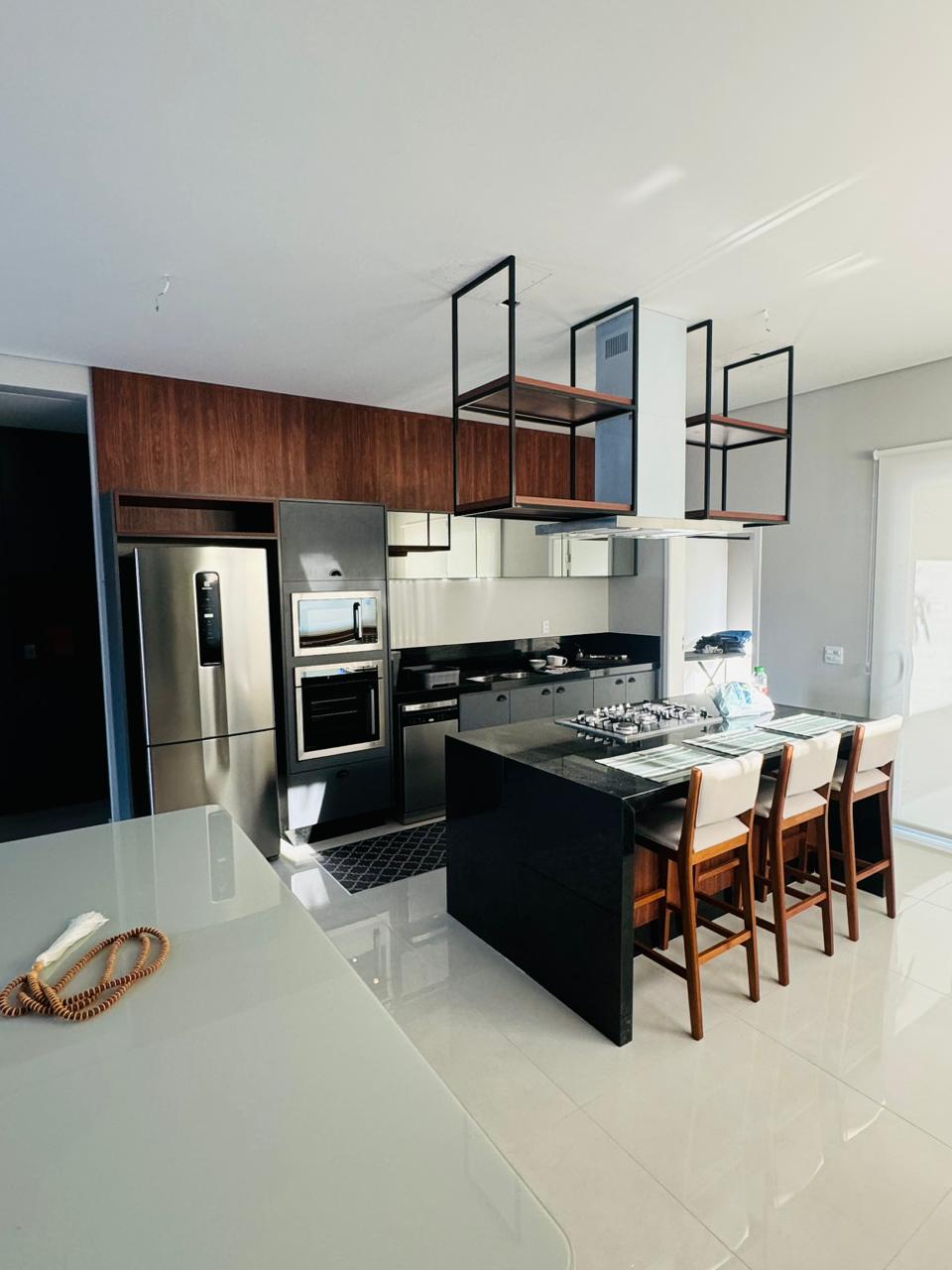 Imagem Casa de Condomínio com 3 Quartos à Venda, 240 m²em Medeiros - Jundiaí Imagem Casa de Condomínio com 3 Quartos à Venda, 240 m²em Medeiros - Jundiaí