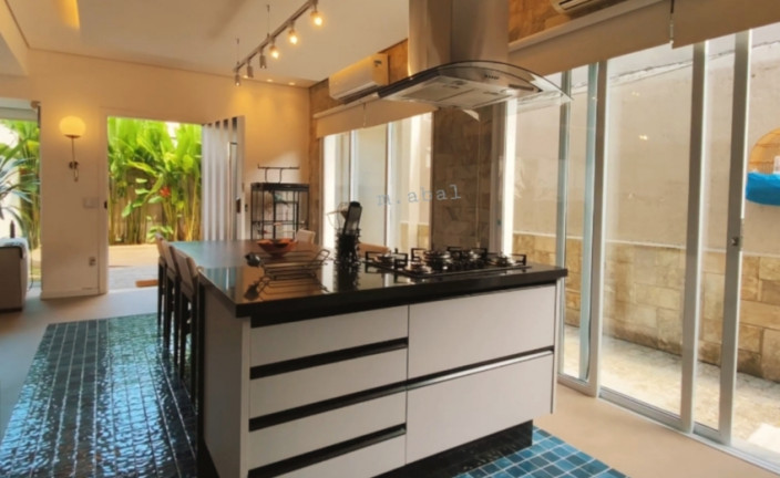 Imagem Casa com 3 Quartos à Venda, 306 m² em Canto do Forte - Praia Grande