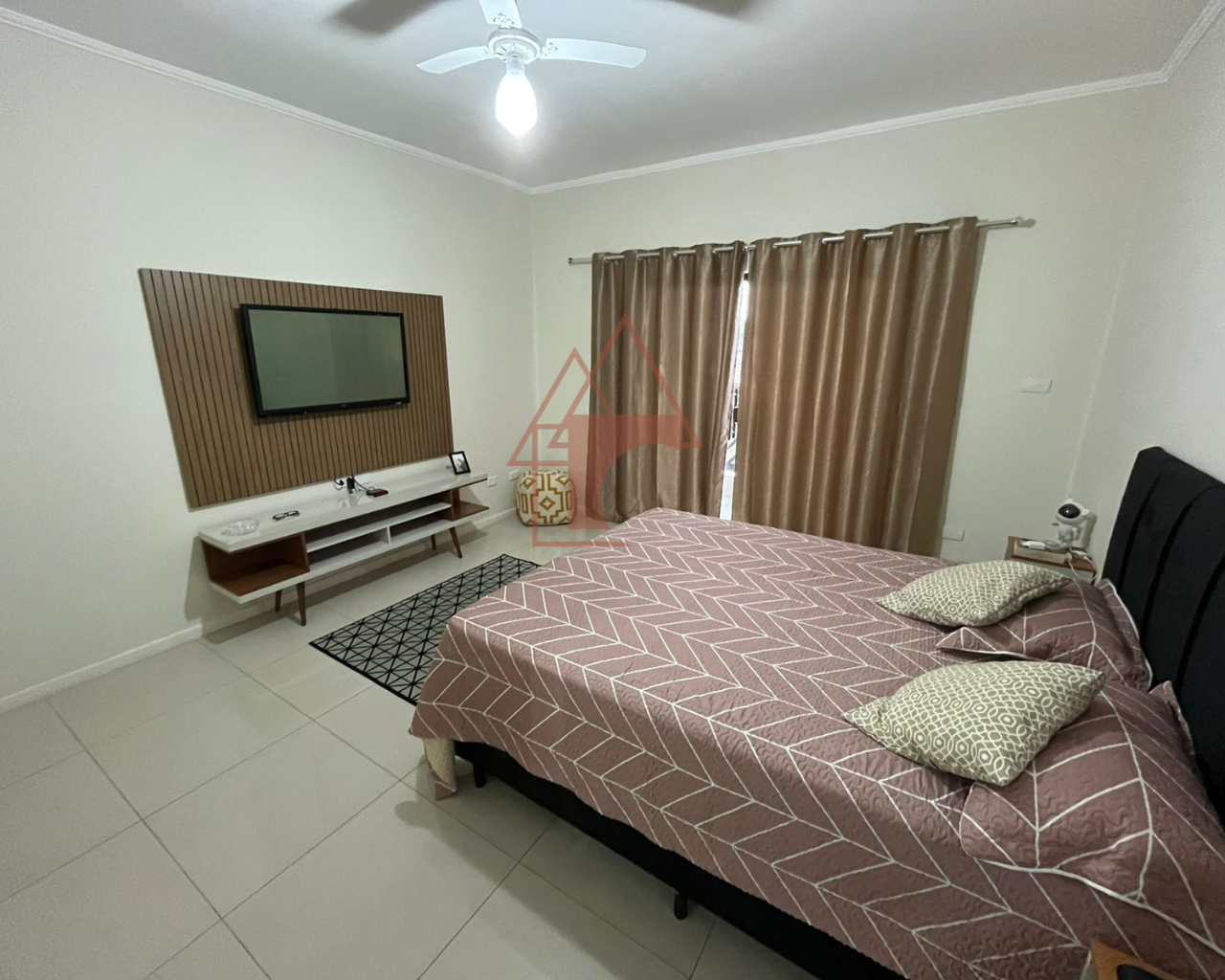 Imagem Sobrado com 3 Quartos à Venda, 155 m²em Vila Ponte Nova - Cubatão Imagem Sobrado com 3 Quartos à Venda, 155 m²em Vila Ponte Nova - Cubatão