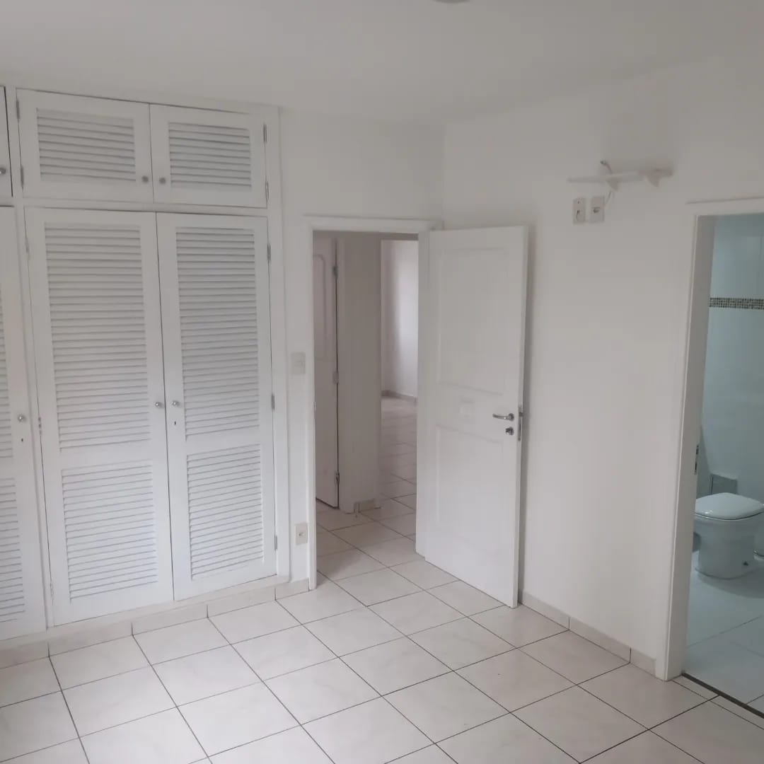 Imagem Apartamento com 3 Quartos à Venda ou Locação, 124 m²em Itararé - São Vicente