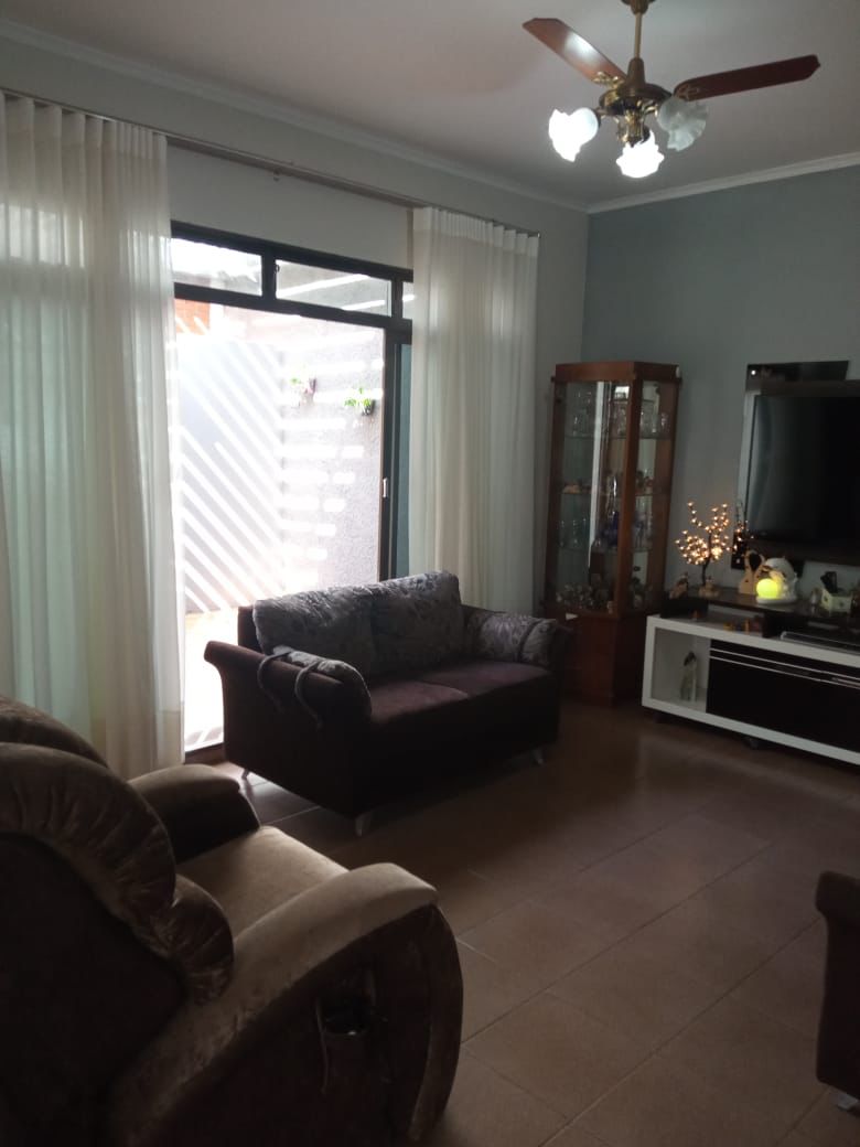 Imagem Casa com 3 Quartos à Venda, 180 m²em Jardim Castelo Branco - Ribeirão Preto