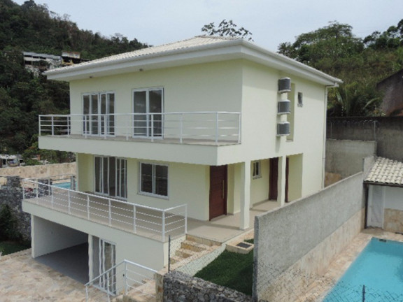 Imagem Casa com 3 Quartos para Alugar, 300 m² em Parque das Palmeiras - Angra dos Reis Imagem Casa com 3 Quartos para Alugar, 300 m² em Parque das Palmeiras - Angra dos Reis