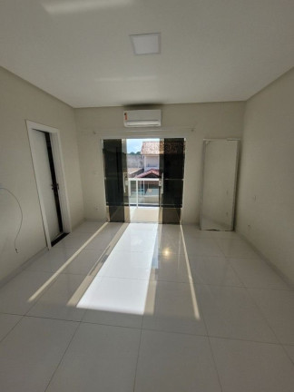 Imagem Casa de Condomínio com 4 Quartos à Venda, 195 m² em Curió-Utinga - Belém