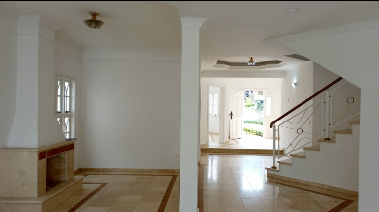 Imagem Casa de Condomínio com 4 Quartos à Venda, 400 m² em Tamboré - Santana de Parnaíba Imagem Casa de Condomínio com 4 Quartos à Venda, 400 m² em Tamboré - Santana de Parnaíba