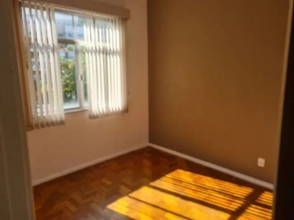 Imagem Apartamento com 2 Quartos à Venda, 75 m² em Várzea - Teresópolis