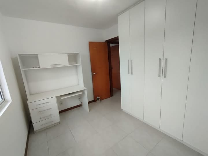 Imagem Casa de Condomínio com 3 Quartos para Alugar, 200 m²em Vila de Abrantes (Abrantes) - Camaçari Imagem Casa de Condomínio com 3 Quartos para Alugar, 200 m²em Vila de Abrantes (Abrantes) - Camaçari