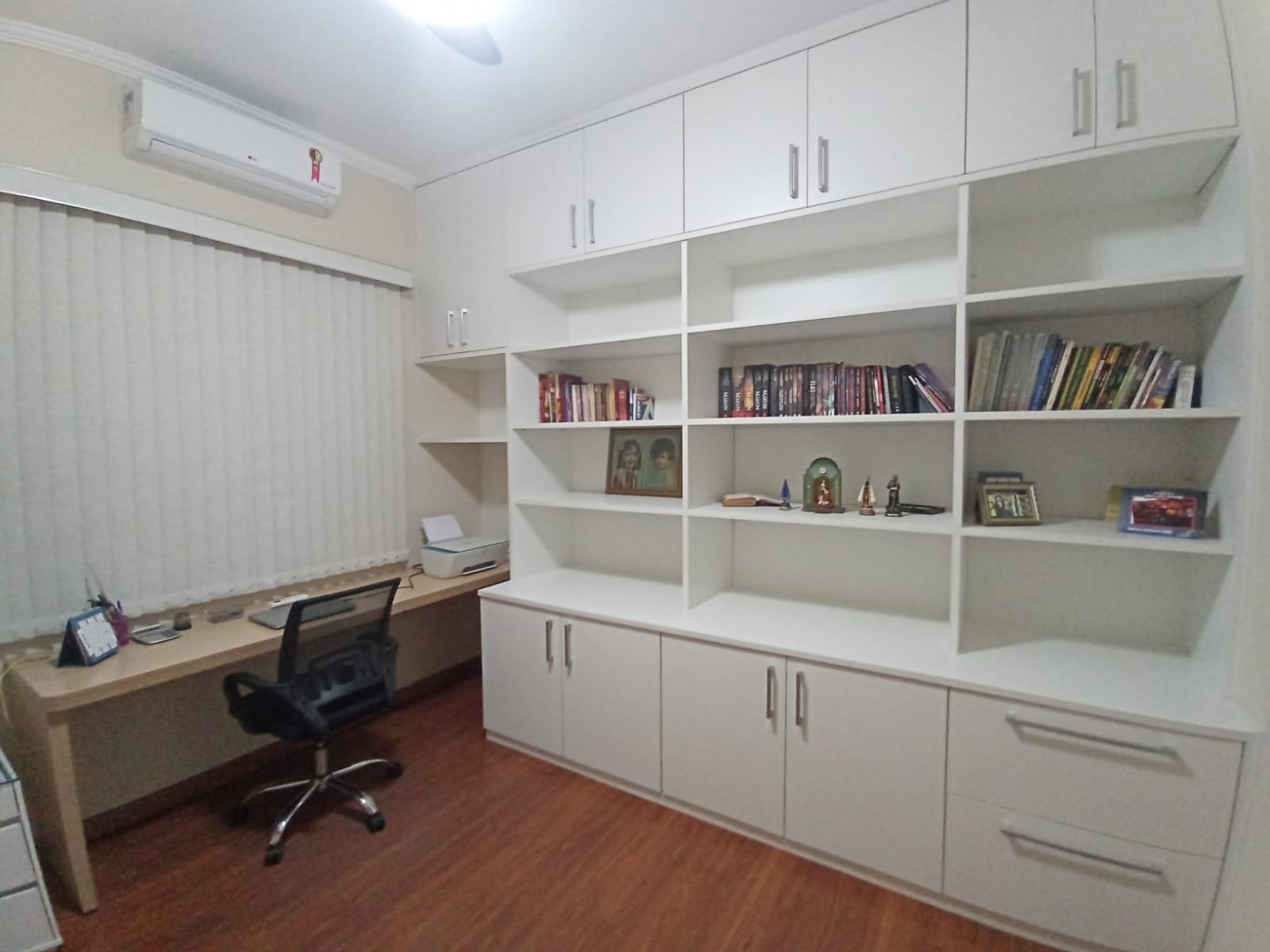 Imagem Casa com 3 Quartos para Alugar, 189 m²em Jardim América - Mogi Mirim Imagem Casa com 3 Quartos para Alugar, 189 m²em Jardim América - Mogi Mirim
