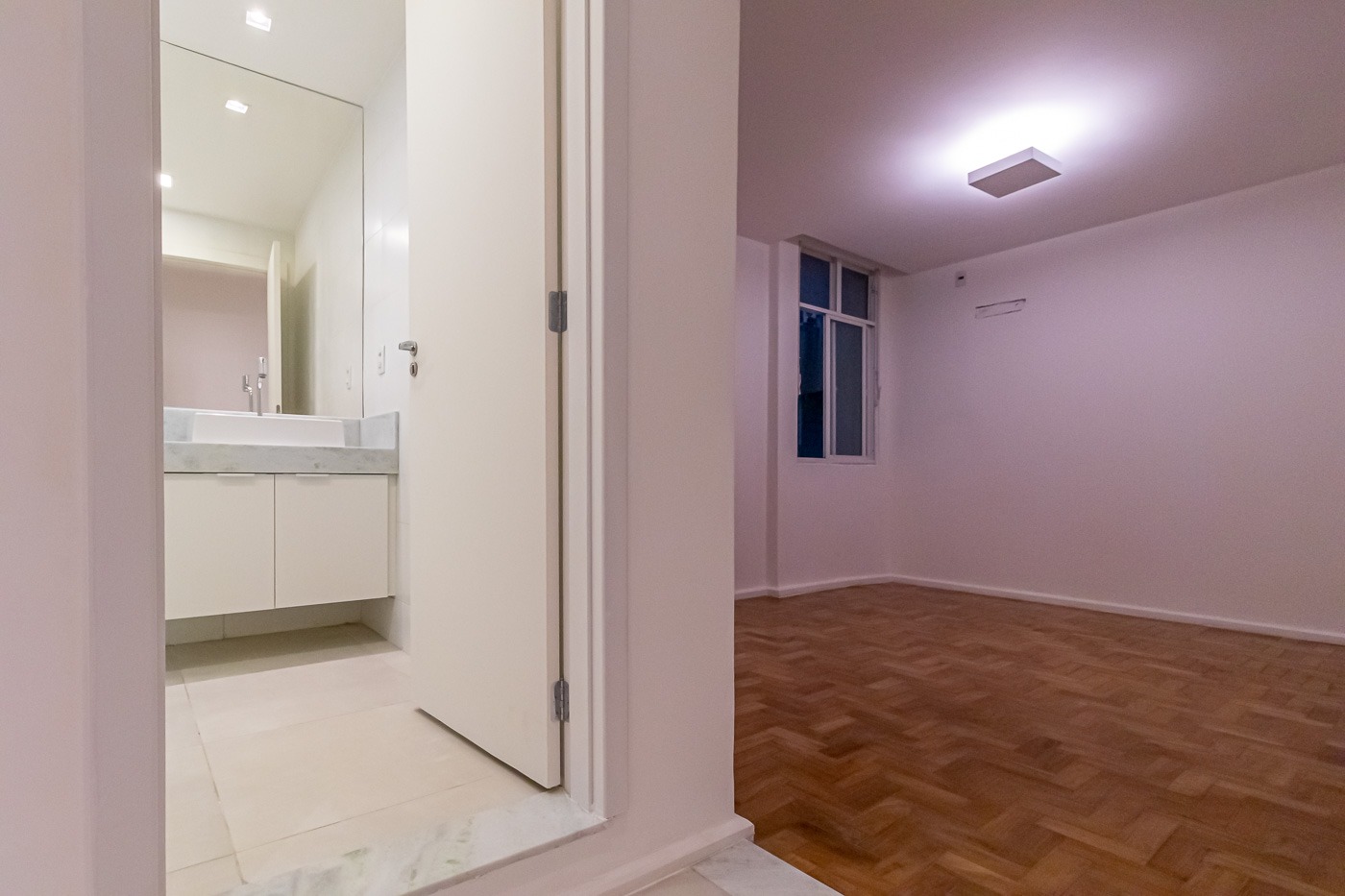 Imagem Apartamento com 4 Quartos à Venda ou Temporada, 330 m²em Copacabana - Rio de Janeiro Imagem Apartamento com 4 Quartos à Venda ou Temporada, 330 m²em Copacabana - Rio de Janeiro