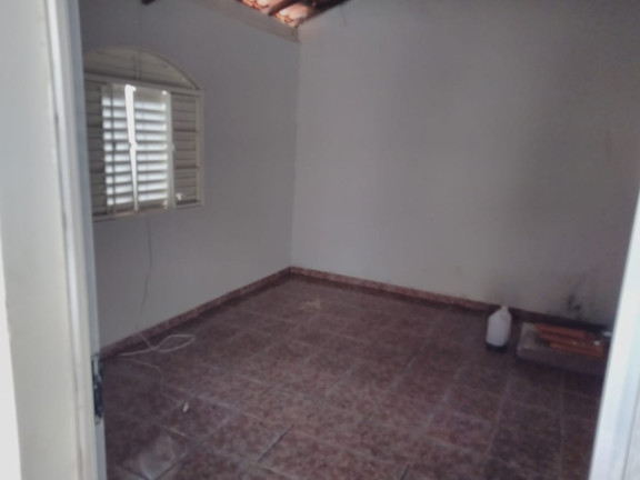 Imagem Casa com 2 Quartos à Venda, 250 m² em Amizade - Araçatuba