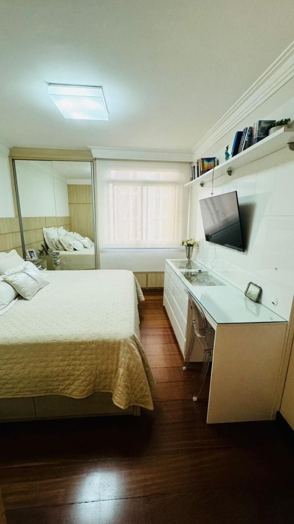 Imagem Apartamento com 3 Quartos à Venda, 157 m² em Vila Assunção - Santo André
