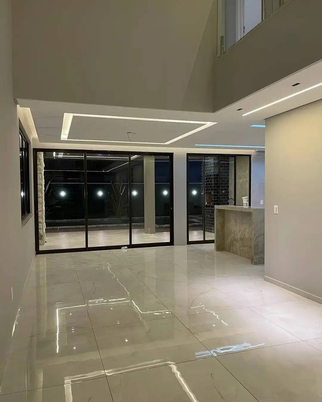 Imagem Casa de Condomínio com 4 Quartos à Venda, 237 m²em Alphaville - Eusébio Imagem Casa de Condomínio com 4 Quartos à Venda, 237 m²em Alphaville - Eusébio