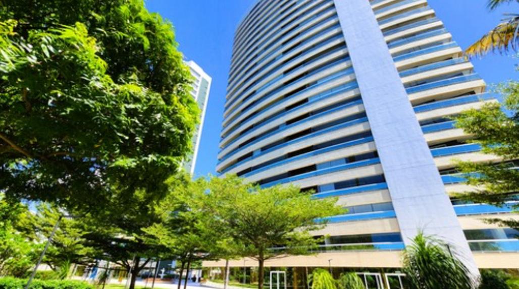 Apartamento com 3 Quartos à Venda, 248 m²em Guararapes - Fortaleza