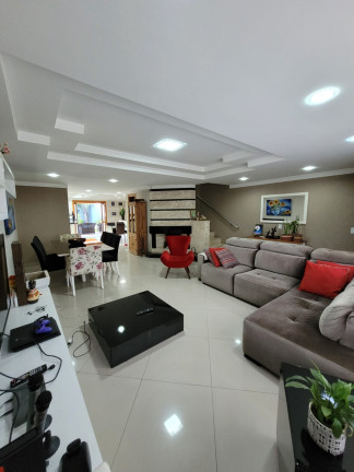 Imagem Sobrado com 3 Quartos à Venda, 220 m² em Jardim América - São Leopoldo Imagem Sobrado com 3 Quartos à Venda, 220 m² em Jardim América - São Leopoldo