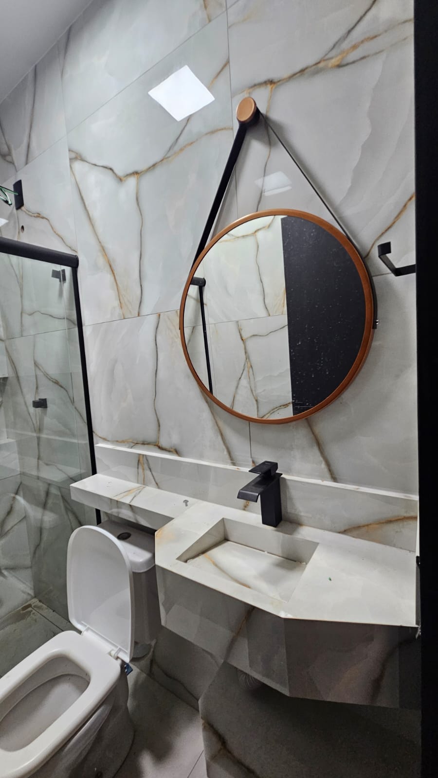 Imagem Casa com 3 Quartos à Venda, 150 m²em Granada - Uberlândia