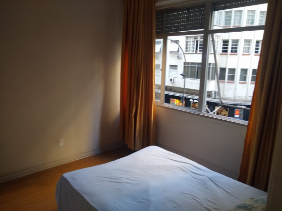 Imagem Apartamento com 2 Quartos à Venda, 65 m² em Copacabana - Rio de Janeiro
