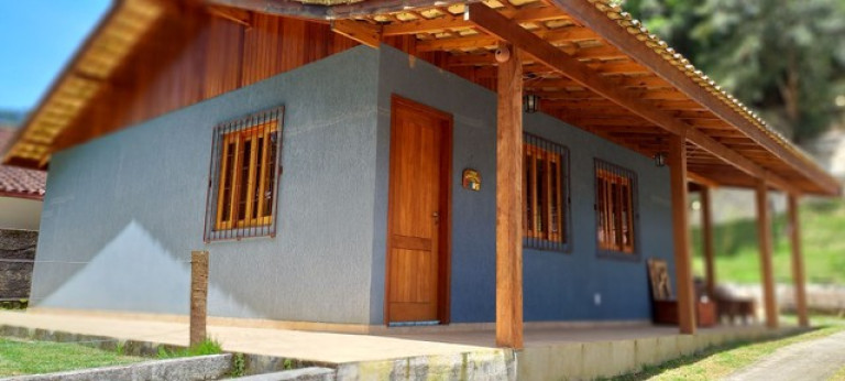 Imagem Casa de Condomínio com 2 Quartos à Venda, 80 m² em Albuquerque - Teresópolis