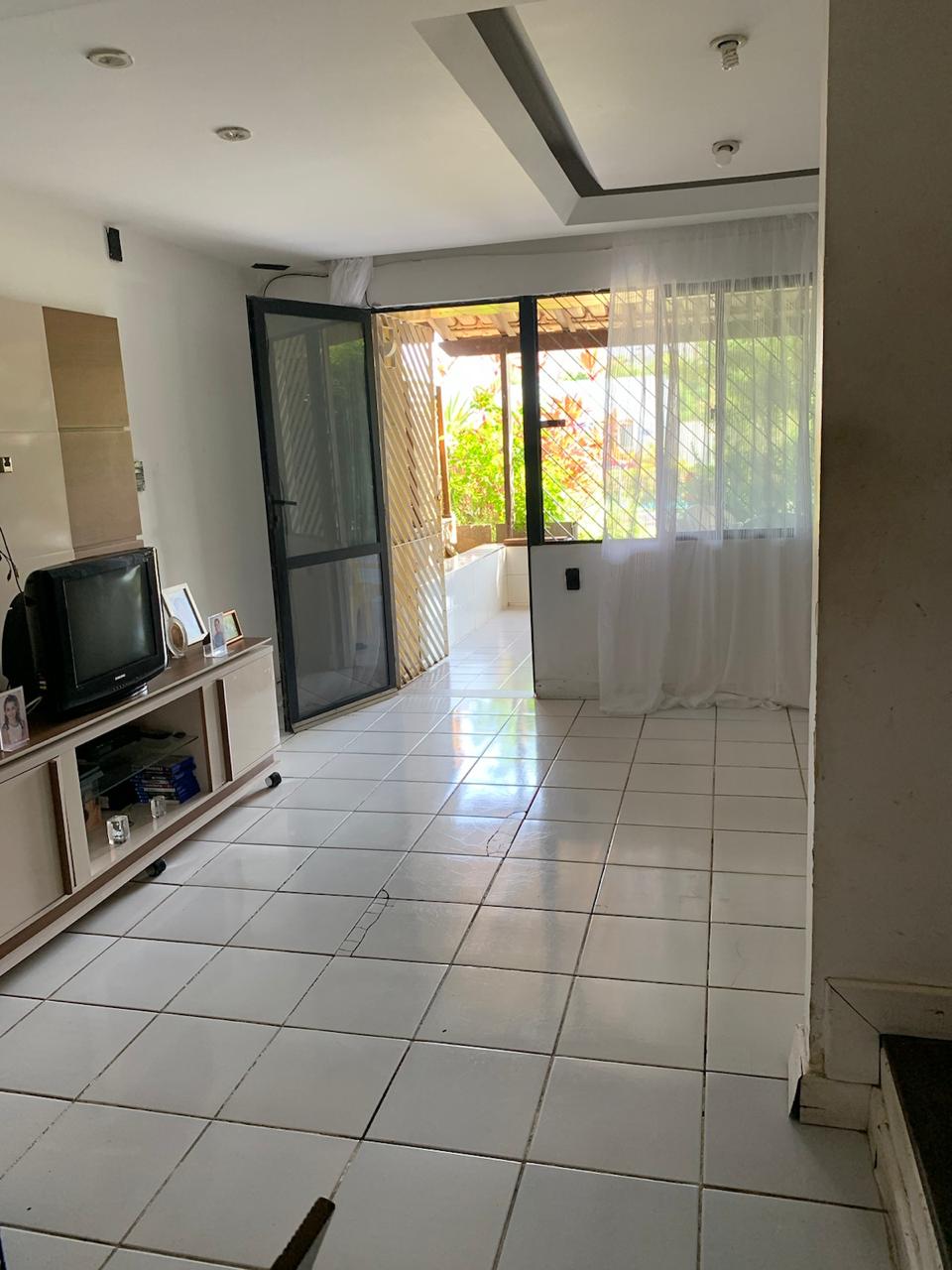 Imagem Casa de Condomínio com 5 Quartos à Venda, 220 m²em Piatã - Salvador Imagem Casa de Condomínio com 5 Quartos à Venda, 220 m²em Piatã - Salvador