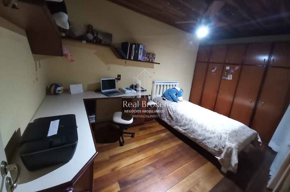 Imagem Casa com 3 Quartos à Venda, 280 m²em Orfãs - Ponta Grossa