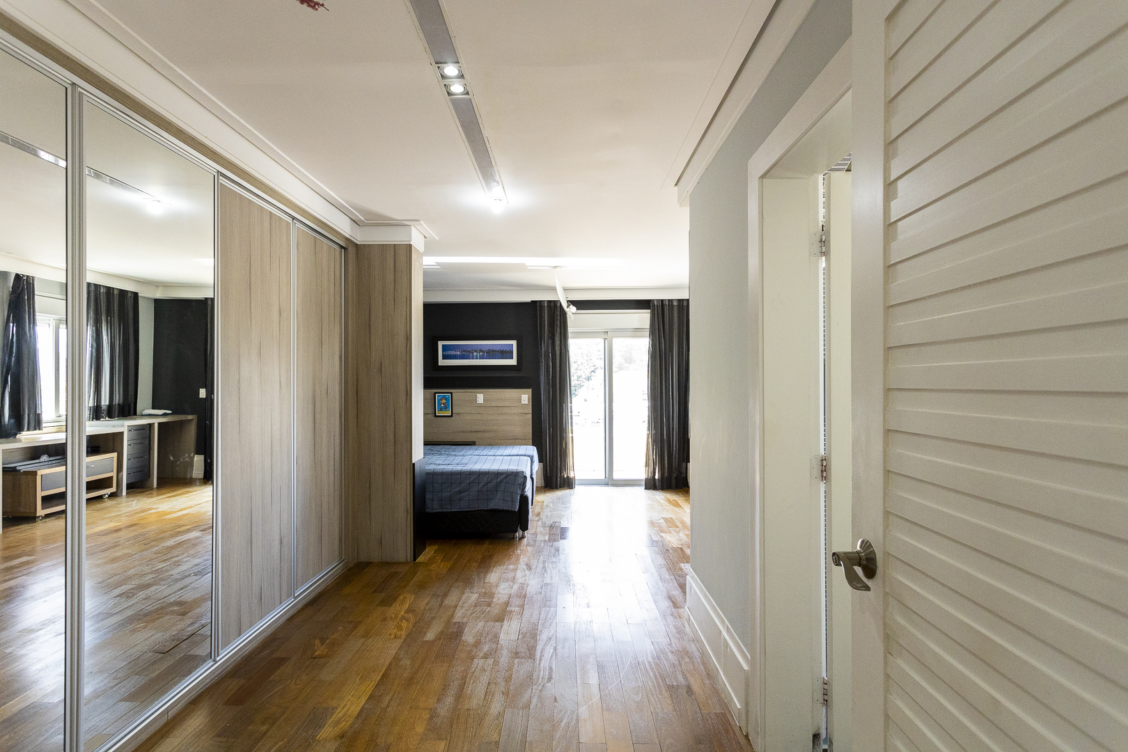 Imagem Casa de Condomínio com 5 Quartos à Venda, 1.587 m² em Tamboré - Barueri Imagem Casa de Condomínio com 5 Quartos à Venda, 1.587 m² em Tamboré - Barueri