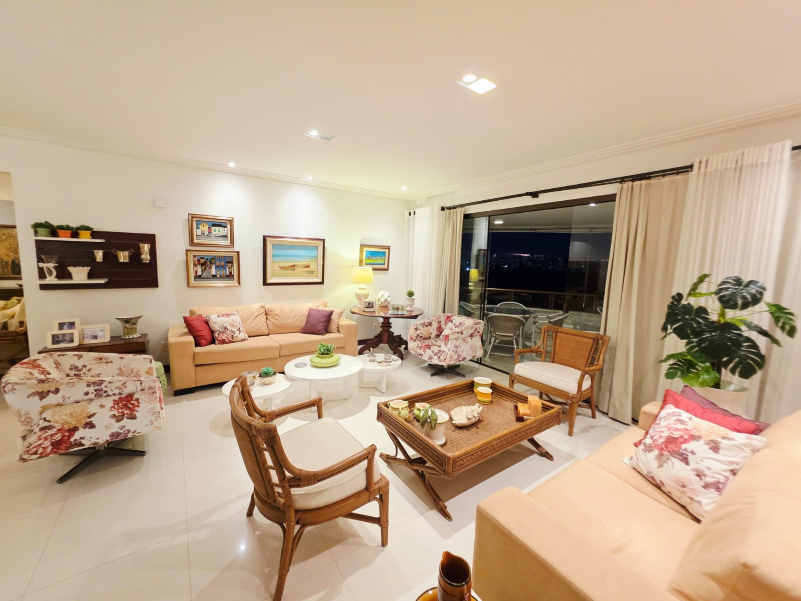 Imagem Apartamento com 4 Quartos à Venda, 224 m² em Pituba - Salvador