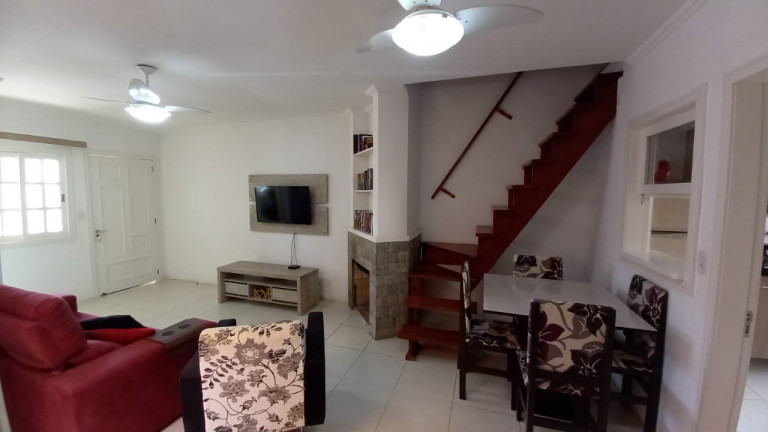 Imagem Casa com 3 Quartos à Venda, 99 m² em Hípica - Porto Alegre