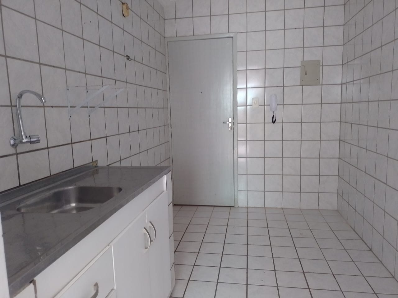 Imagem Apartamento com 2 Quartos à Venda, 82 m²em Candeias - Jaboatão dos Guararapes