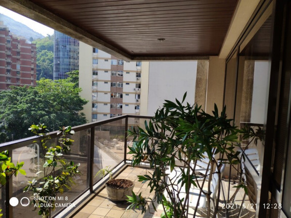 Imagem Apartamento com 4 Quartos à Venda, 227 m² em Lagoa - Rio de Janeiro Imagem Apartamento com 4 Quartos à Venda, 227 m² em Lagoa - Rio de Janeiro