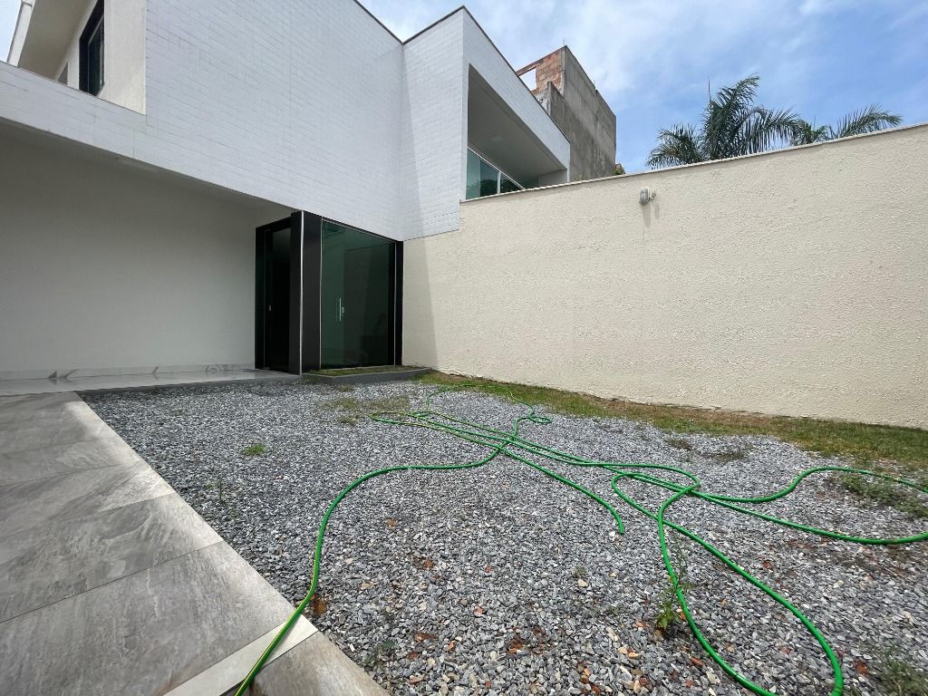 Imagem Casa com 2 Quartos à Venda, 94 m² em Santa Clara - Vespasiano Imagem Casa com 2 Quartos à Venda, 94 m² em Santa Clara - Vespasiano