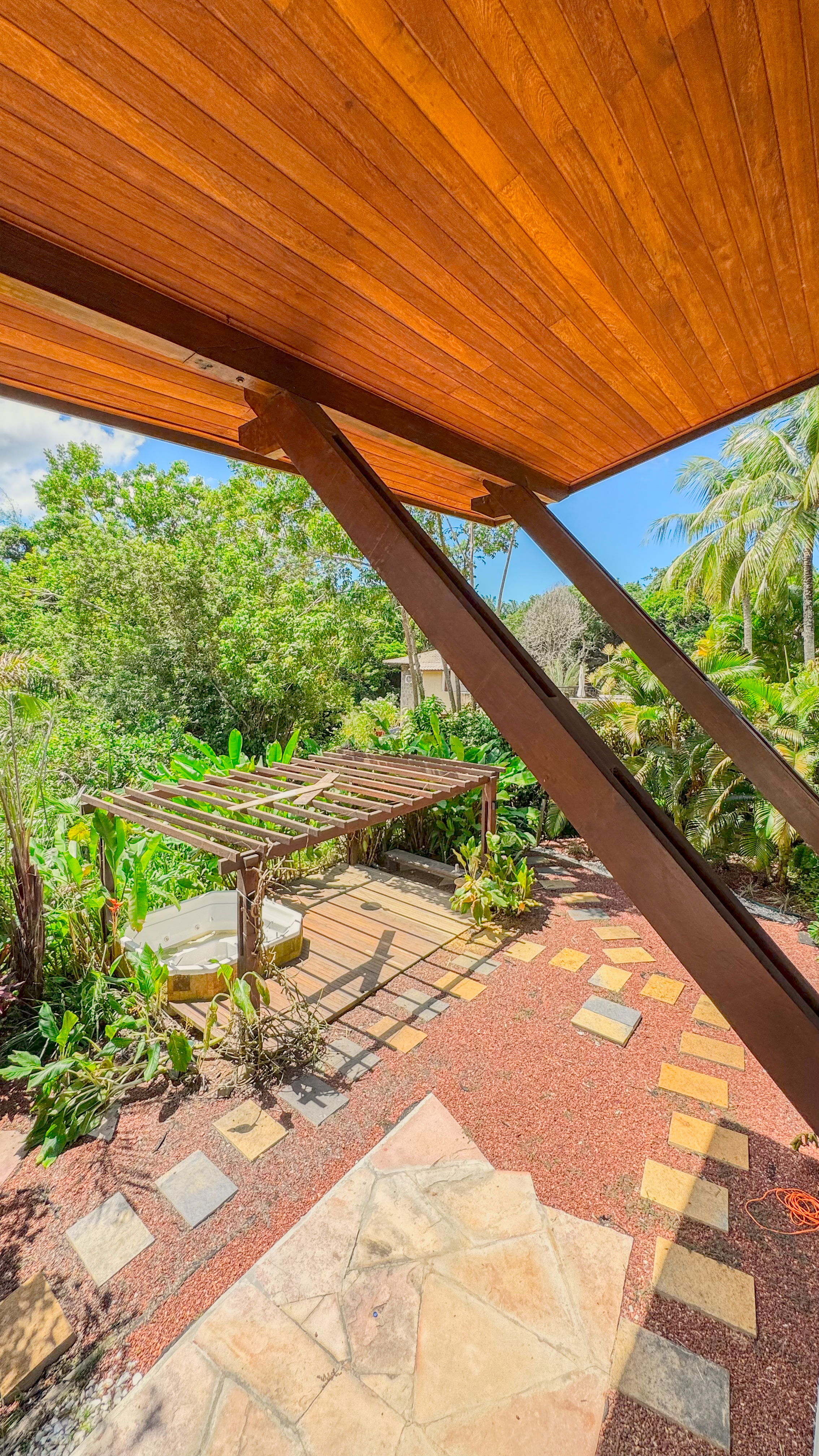 Imagem Casa de Condomínio com 7 Quartos à Venda, 660 m² em Portão - Lauro de Freitas