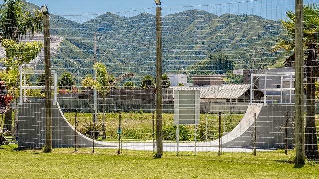 Imagem Terreno em Condomínio à Venda, 150 m²em Beira Rio - Biguaçu Imagem Terreno em Condomínio à Venda, 150 m²em Beira Rio - Biguaçu