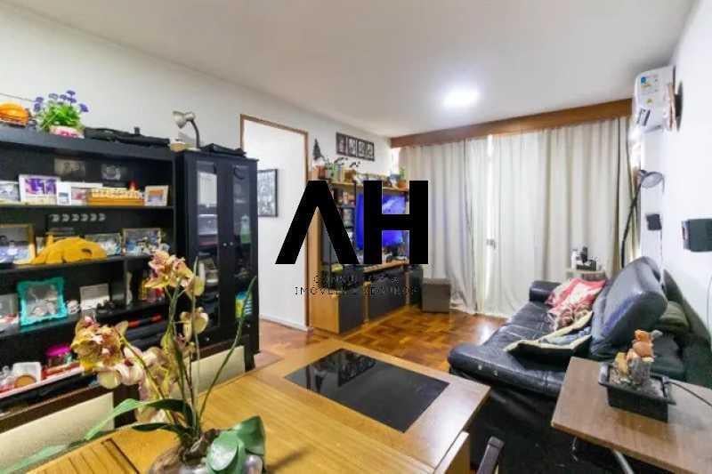Imagem Apartamento com 3 Quartos à Venda, 110 m²em Santa Rosa - Niterói