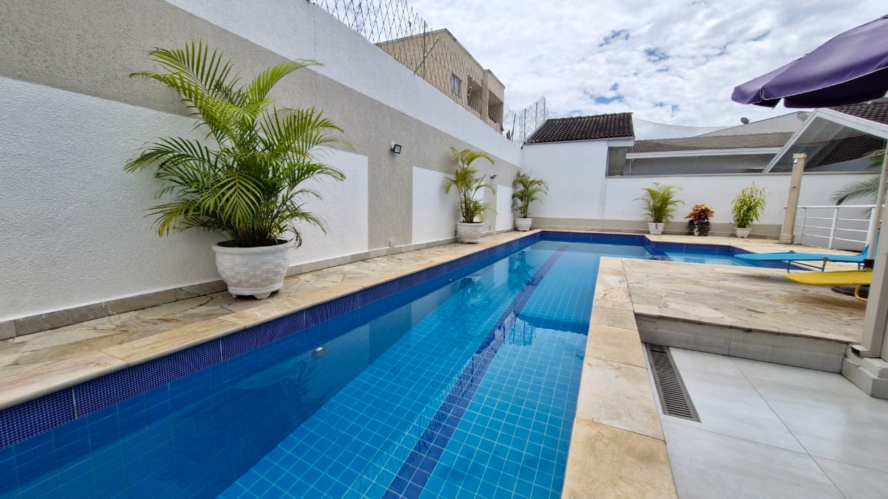 Imagem Casa de Condomínio com 4 Quartos à Venda, 500 m²em Piracangaguá - Taubaté