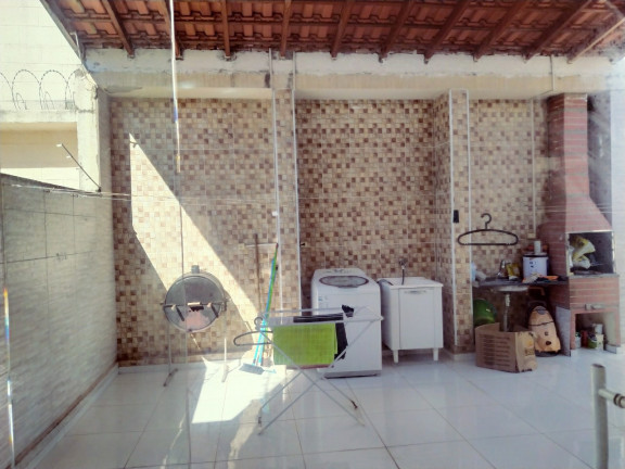 Imagem Casa com 3 Quartos à Venda, 120 m² em Residencial Algarve - Mogi Das Cruzes
