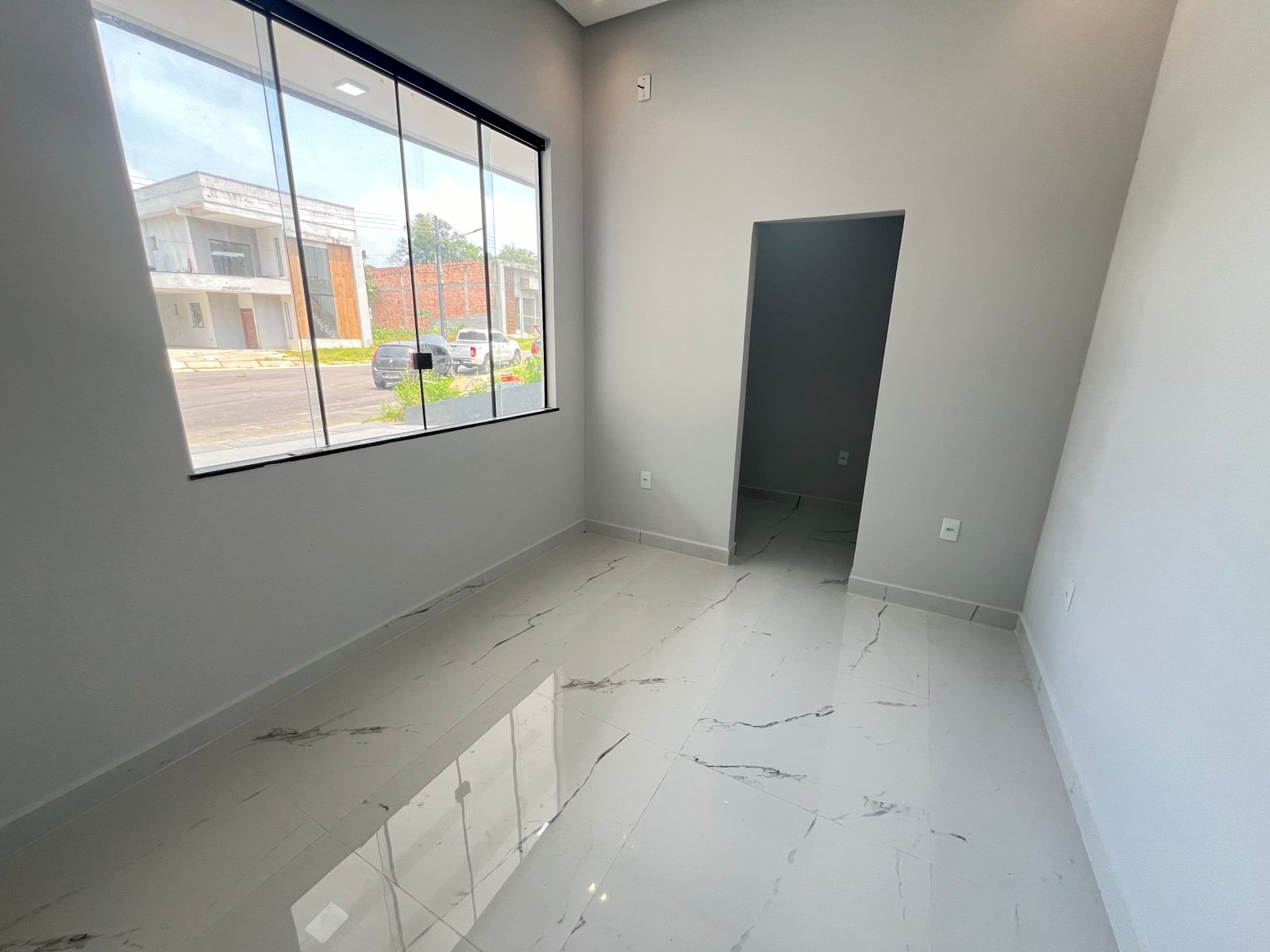 Imagem Casa de Condomínio com 4 Quartos à Venda, 368 m²em Ponta Negra - Manaus
