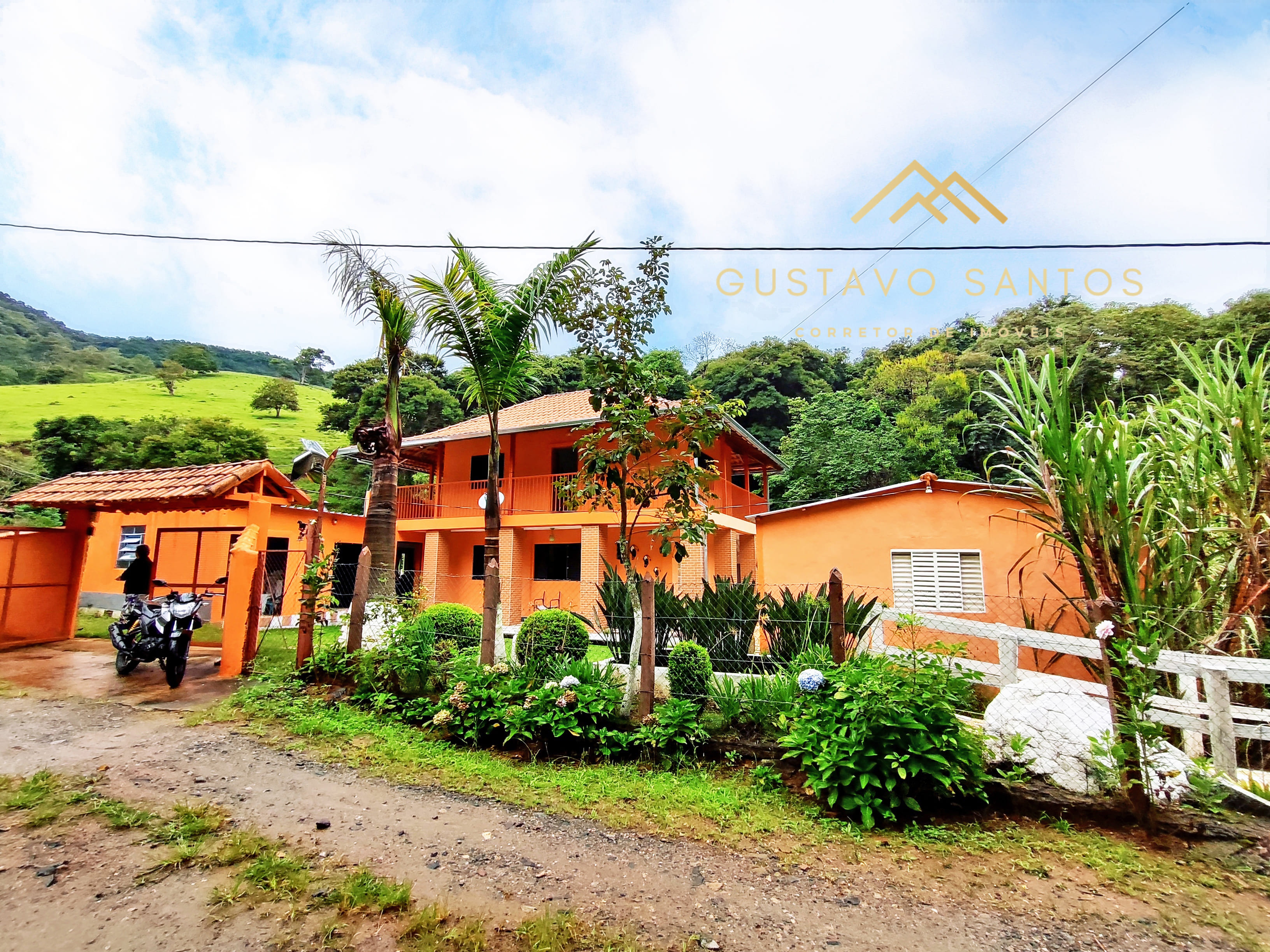Chácara com 4 Quartos à Venda, 200 m²em Fumaça preta - Itajubá