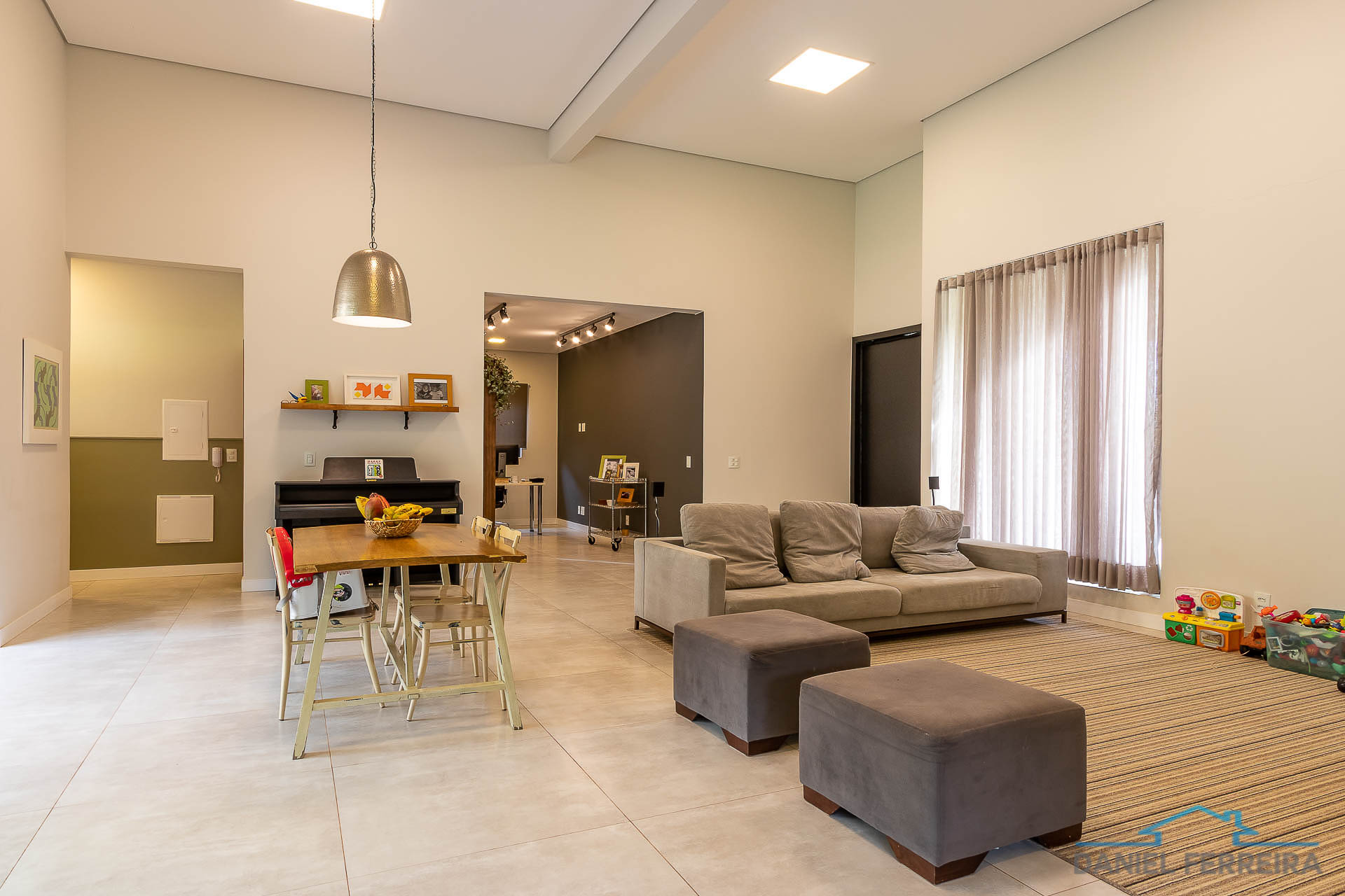 Imagem Casa de Condomínio com 3 Quartos à Venda, 240 m² em Setor Habitacional Tororó (Jardim Botânico) - Brasília